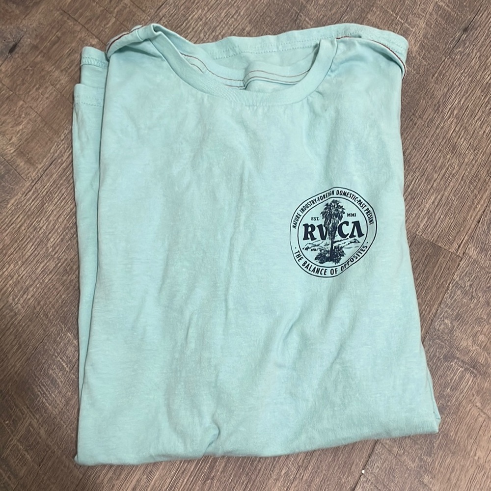 RVCA men’s XL t-shirt